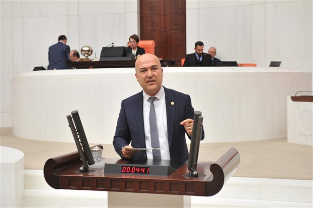 ‘Ermeni mezarlığına tuvalet’ Meclis’e taşındı