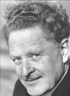 NAZIM HİKMET RAN