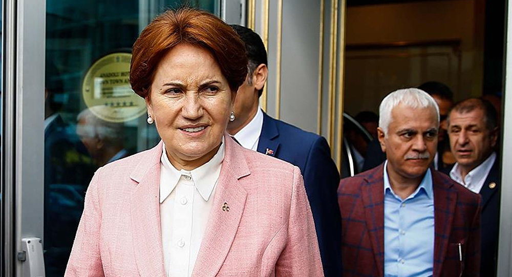 AKŞENER’DEN ERDOĞAN’A AFİŞ TEPKİSİ: ALÇAKLARIN EKMEĞİNE YAĞ SÜRMEKTİR!..