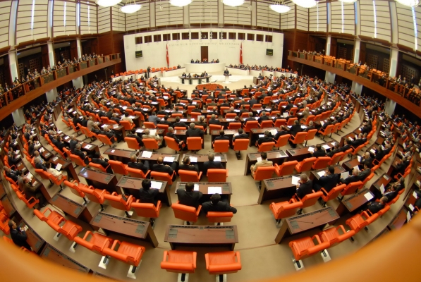 ŞEHİRLERİN MİLLETVEKİLİ SAYILARI DEĞİŞİYOR