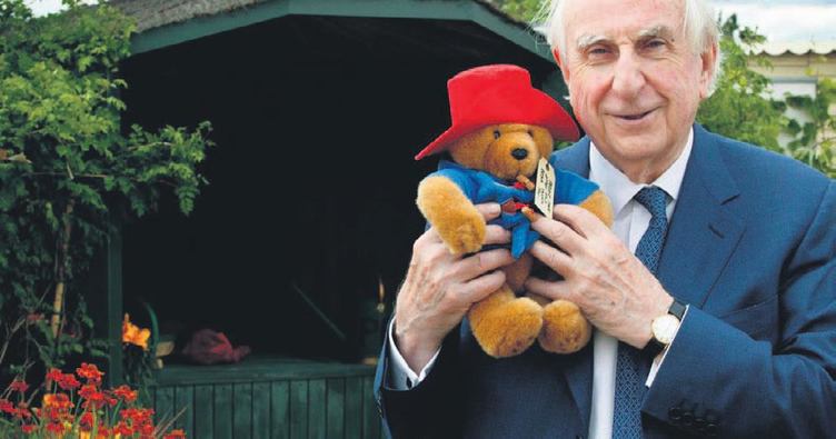 Ayı Paddington yetim kaldı