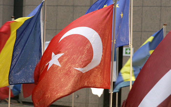 AB’den Türkiye’ye: Interpol, hükümetler tarafından istismar edilmemeli