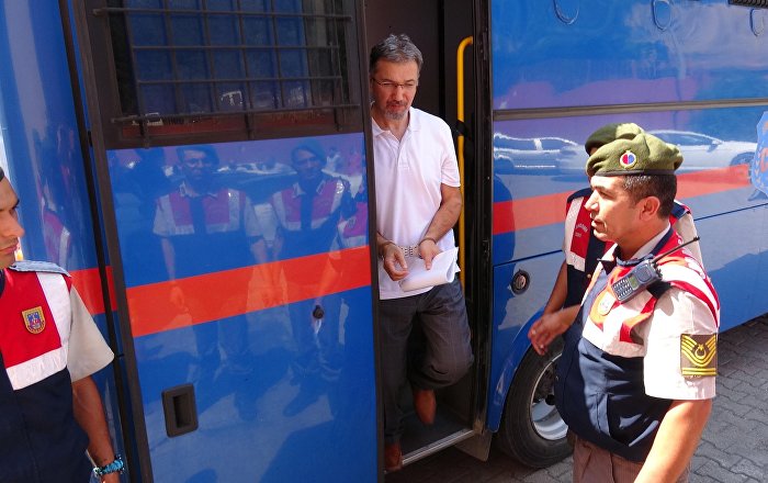 Adil Öksüz’ün kardeşi: Önümde en büyük engel ağabeyim