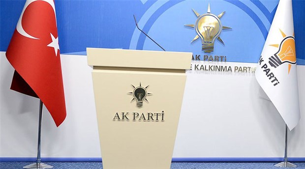 AKP’de bir istifa daha