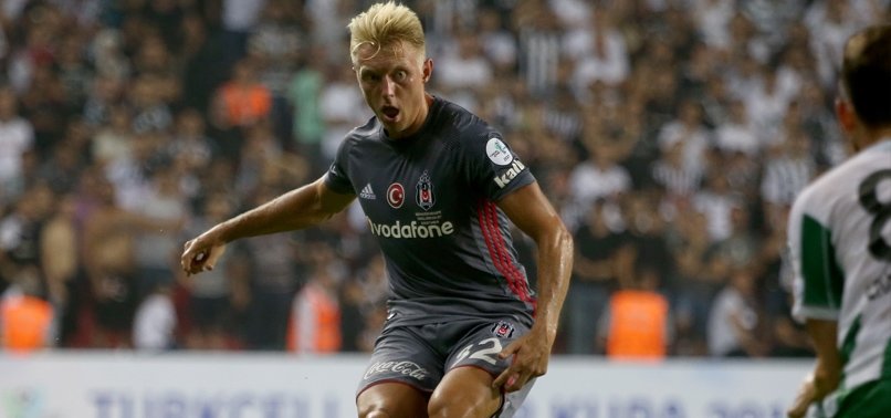 Andreas Beck Stuttgart'a transfer oldu