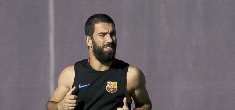 Arda Turan'dan Barselonalılara destek