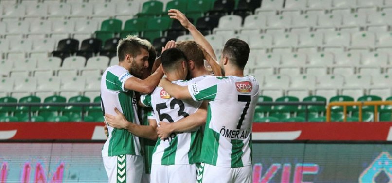 Atiker Konyaspor, sahasında Gençlerbirliği'ni farklı geçti