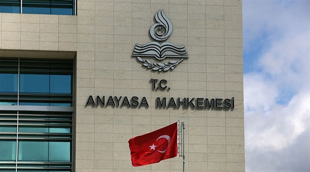 AYM, KHK’lerle ilgili 70 bin başvuruyu reddetti