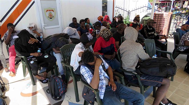 Ayvacık’ta 42 göçmen yakalandı