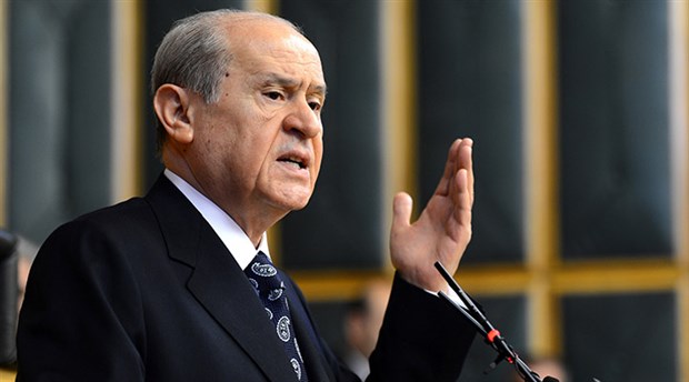 Bahçeli’den Atatürk büstüne saldırı tepkisi