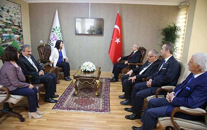 CHP ve HDP arasında davet krizi