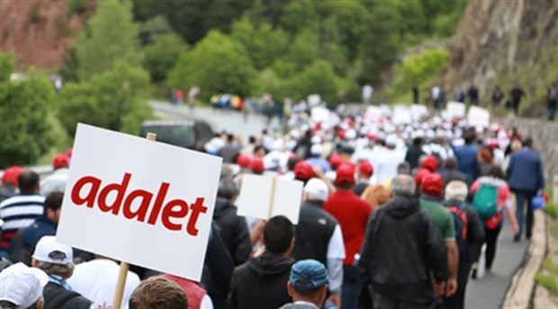 CHP’den ‘Adalet Anıtı’