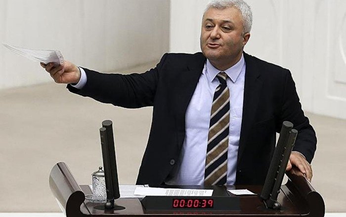 CHP’li Özkan, savcılığa teslim ettiği flash belleğin kendisine nasıl ulaştığını açıkladı