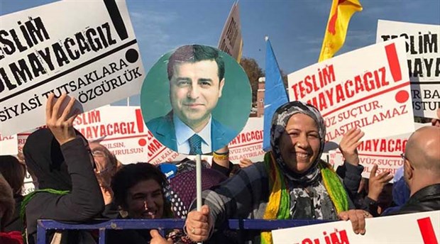 Demirtaş’ı öven yurttaşa “terör örgütü” soruşturması