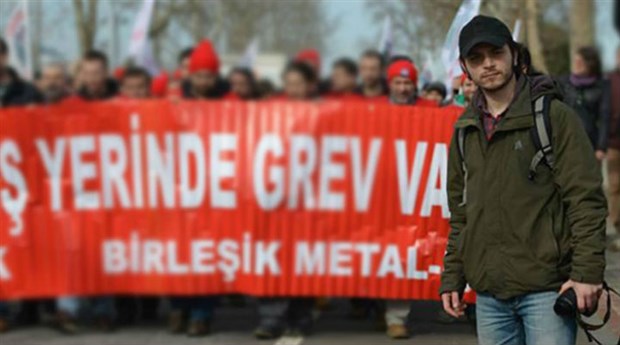 Gazeteciye ‘3 yaşında marksizm kitabı yazdın’ suçlaması