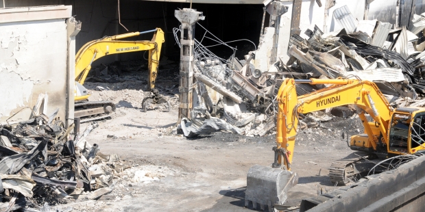 Gaziantep'te yanan fabrikanın sahibinin cesedi 70 saat sonra bulundu