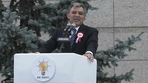 Gül’den AKP’ye mesaj: Kuruluş dönemindeki değerleri yeniden