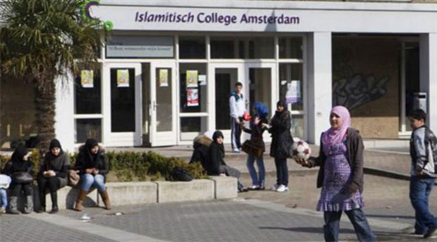 Hollanda’da İslam okulu rahatsızlığı: Kötü davranışa ödül