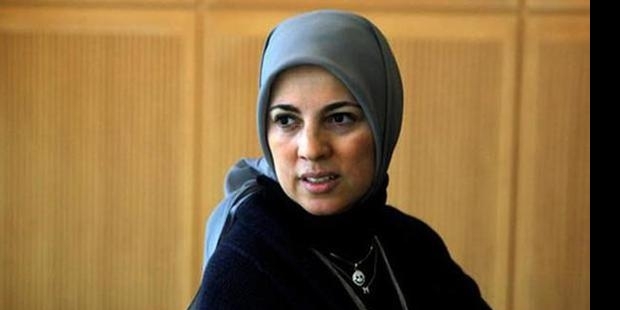 Hürriyet yazarı: Merve Kavakçı, ABD vatandaşlığı için yalan yemin edebildiyse, başka konuda da yalan söyleyebilir