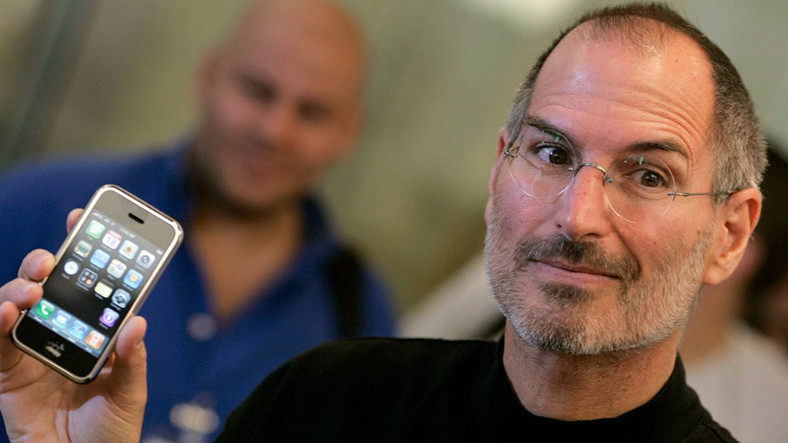 İlk iPhone’dan Bugüne Toplam Kaç Tane iPhone Satıldı?