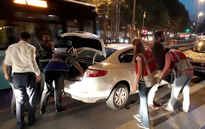 İstanbul’da helikopter destekli operasyon: 5 bin polis katıldı