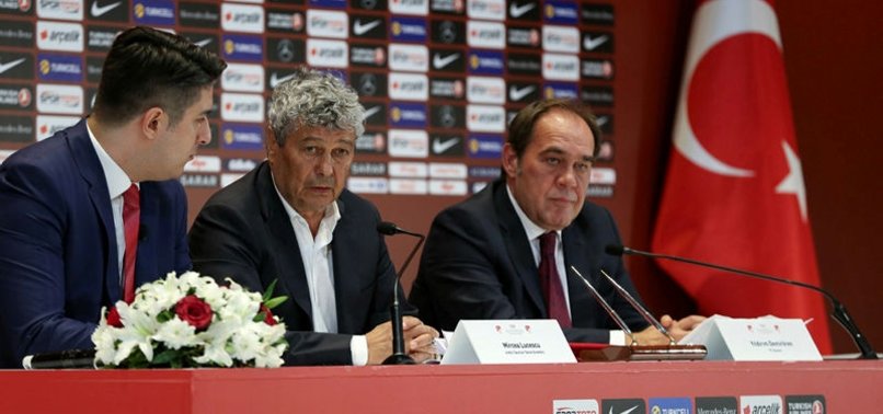 Mircea Lucescu resmi sözleşmeyi imzaladı