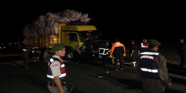 Niğde'de trafik kazası: 3 ölü 5 yaralı