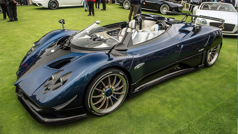 Pagani Zonda HP Barchetta, Pebble Beach'te Ortaya Çıktı!