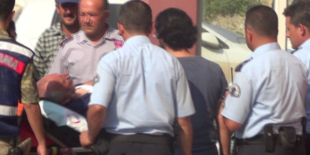 Polisle tartışma arbedeye dönüştü: 3 yaralı