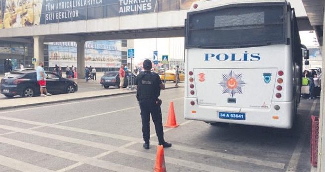 Sabiha Gökçen’de yolcu kavgası