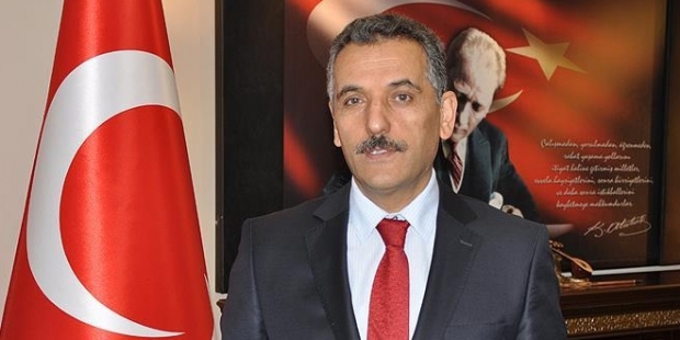 Samsun Valisi'nin "Öğrenciler hafif okşanabilir" sözlerine açıklama: Şiddet kastedilmemiştir