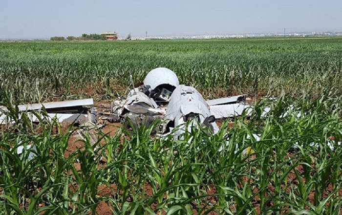 Şanlıurfa’da tarlaya İHA düştü