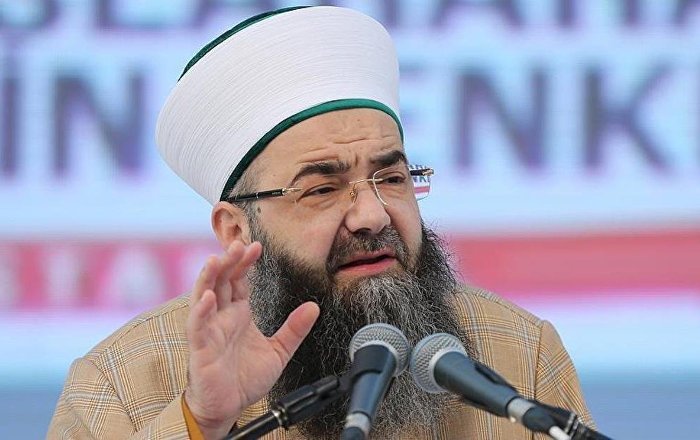 ‘Sultanahmet’e vaiz olmak isteyen Cübbeli Ahmet’e, Görmez engel oldu’