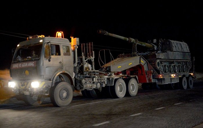 Suriye sınırına gönderilen obüs ve tank yüklü tırlar Kilis’e ulaştı