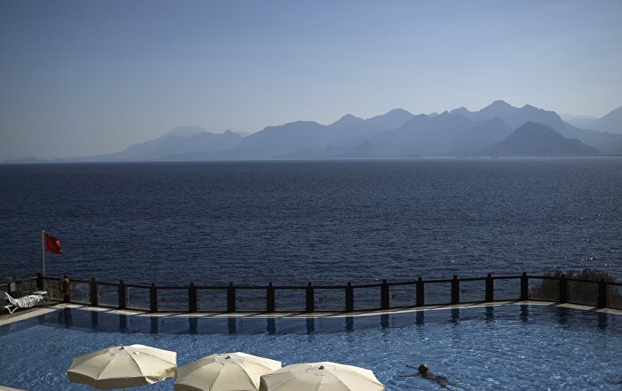 Temmuzda 700 binden fazla Rus turist Antalya’ya gitti