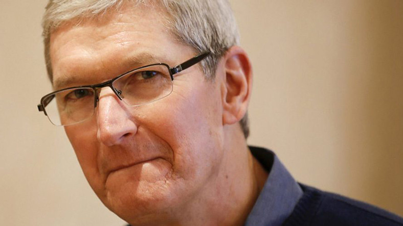 Tim Cook Otonom Sistemlere Yatırım Yaptıklarını Açıkladı