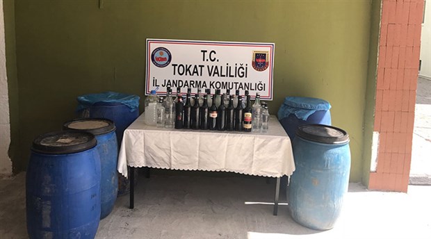Tokat’ta 260 litre sahte rakı ele geçirildi