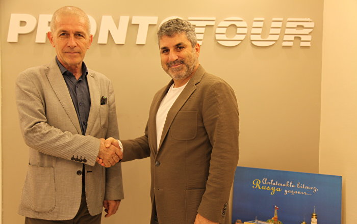 ‘Yakında Türkiye’den Rusya’ya 1, Rusya’dan Türkiye’ye de 5 milyon turist gelebilir’