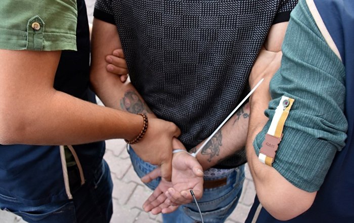 ‘Yurtta Sulh Konseyi’ ve ’15 Temmuz’ dövmesi yaptıran kişi tutuklandı