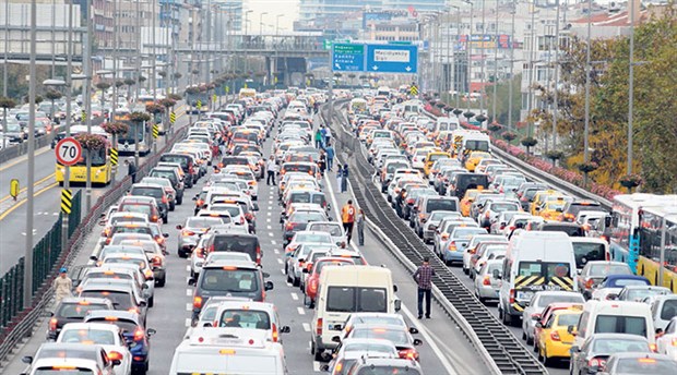 ‘Yüzde 30’u vergi kesintisi… Üzerinde çalışıyoruz’
