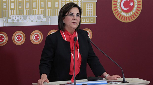 ‘AKP’nin müfredatı ile mücadeleye devam edeceğiz’