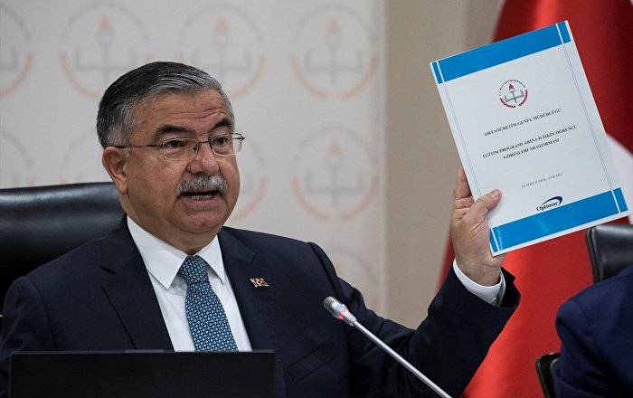Bakan Yılmaz: Atatürkçülük, Beden Eğitimi dersinde anlatılıyor