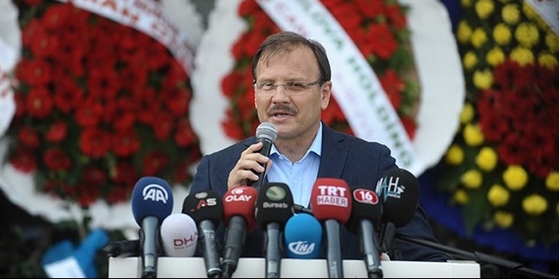 Başbakan Yardımcısı Çavuşoğlu: Barzani'nin referandum kararı pişmanlıktan başka bir netice doğurmayacak
