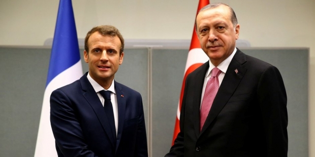 Cumhurbaşkanlığı hesabından Emmanuel Macron'a mesaj