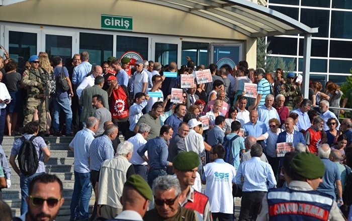 Cumhuriyet davasının ikinci duruşmasında tanıklar dinleniyor