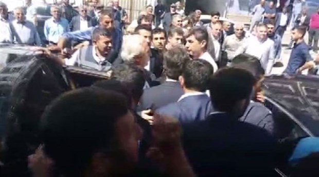 Erdoğan’ın iftihar ettiği tablodan eser yok; kongrelerde