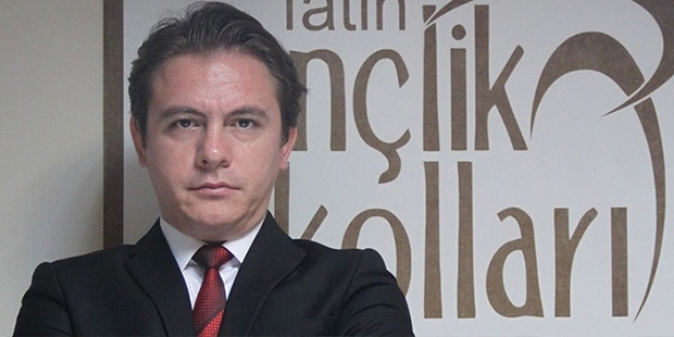 Ertuğrul Özkök: "Dünya düzdür" diyen adama gülün ki umutlansın gariban