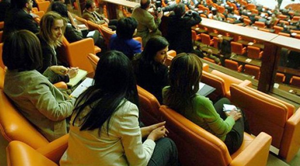 Gazetecilere Meclis’te kulis yasağı mı geliyor?