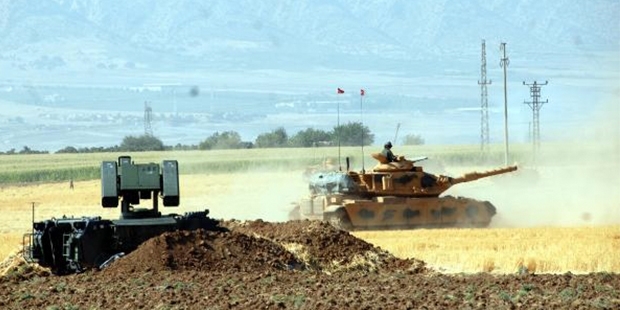Habur Sınır Kapısı'nda devam eden askeri tatbikatın alanı genişletildi