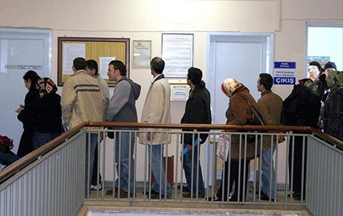 Her 100 gençten 27’si ne okuyor, ne çalışıyor
